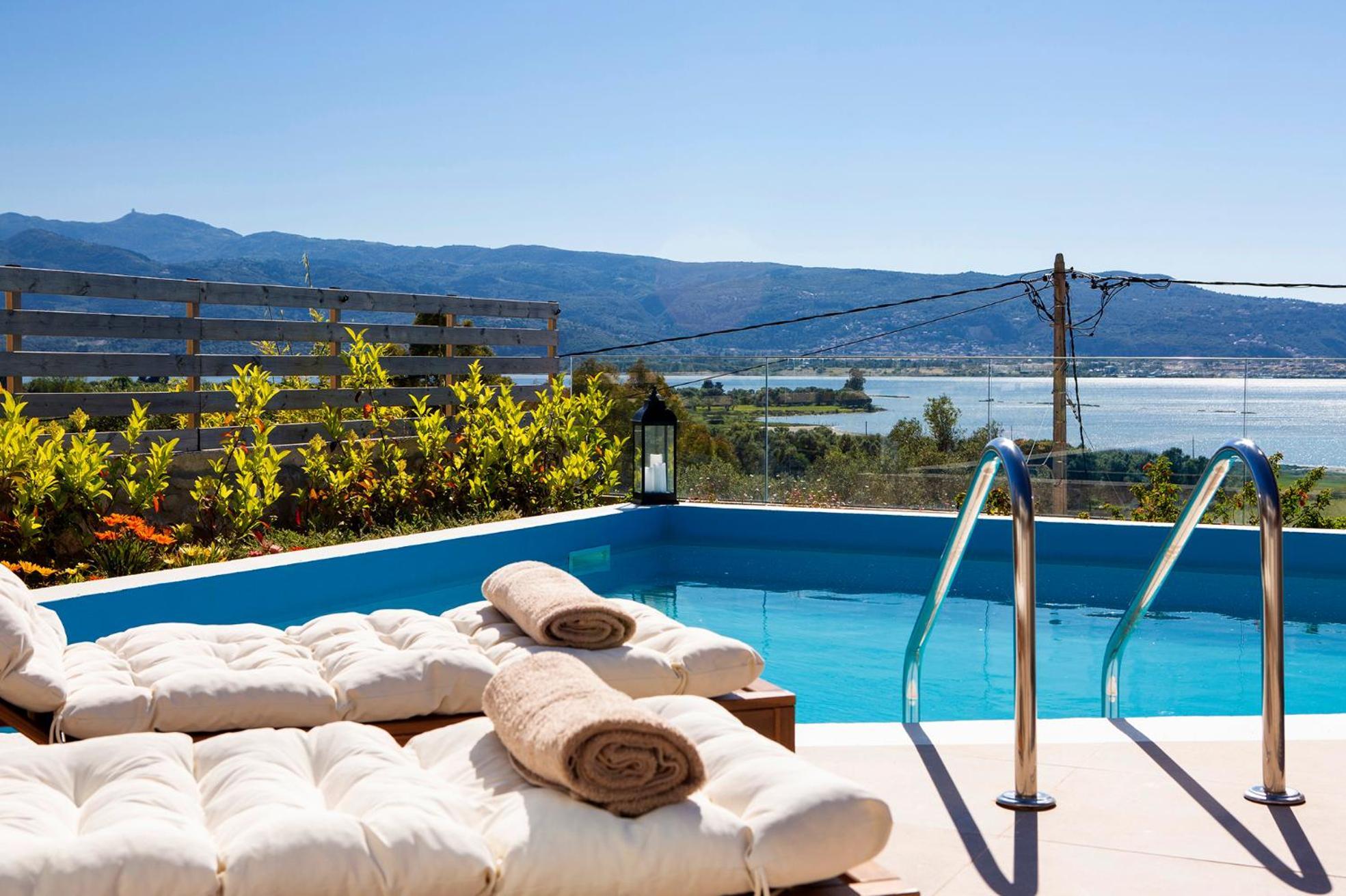 Ampolia Lefkada * Agia Varvara (Aetolia-Acarnania)